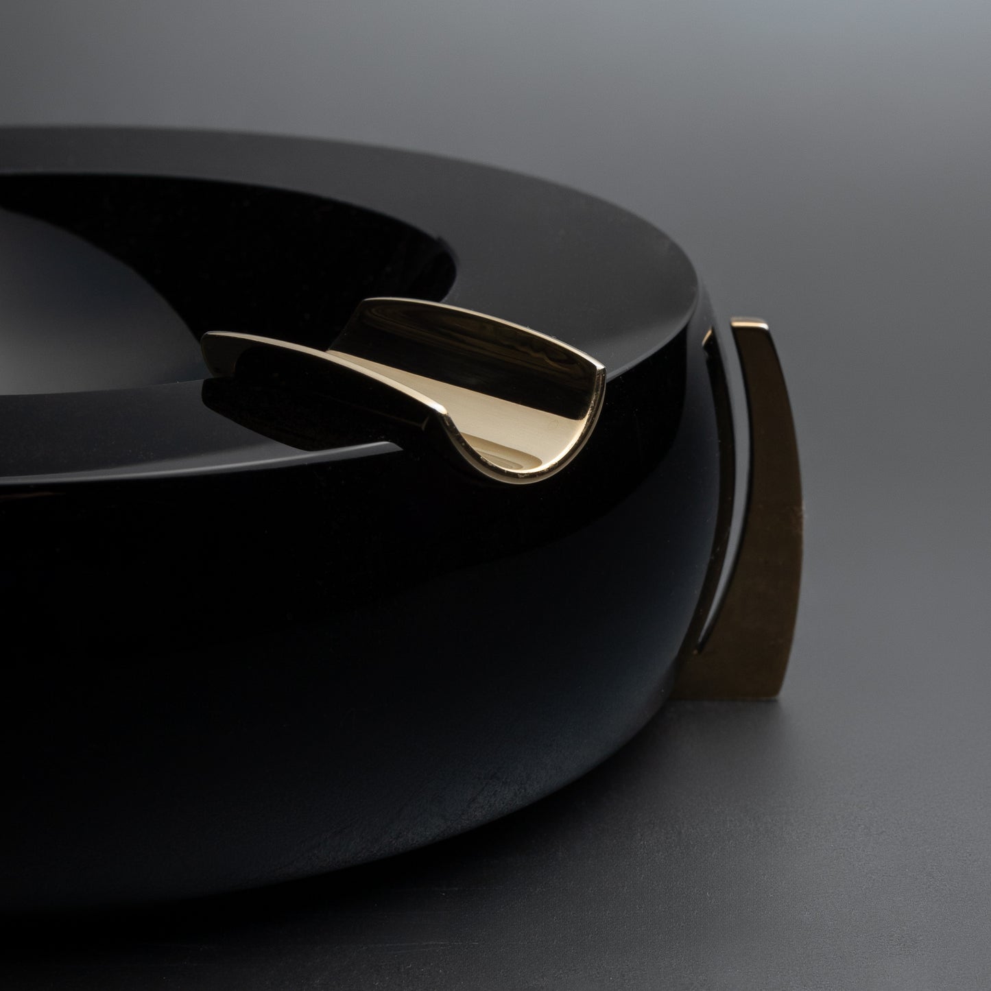 Ashtray by Vanakat : Dragon Ospreys